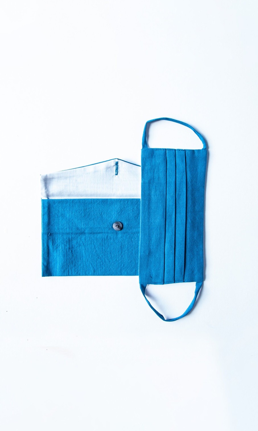 Fashion Plümo | Pleated Face Mask & Pouch - Finnish Blue